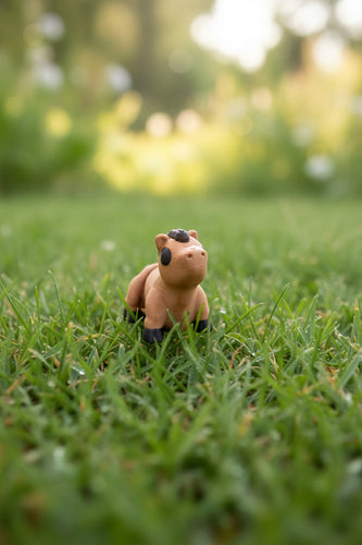 3D Printed Mini Horse Stable with 3 Horses – Custom Color Playset